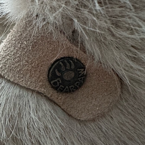 BearPaw Women's Tan Faux Fur Slippers - Astrid Slipper - Size 6 - NWOT - Picture 3 of 5